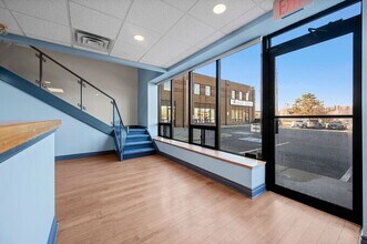 355 Harry Walker Pky N, Newmarket, ON for lease Building Photo- Image 1 of 14