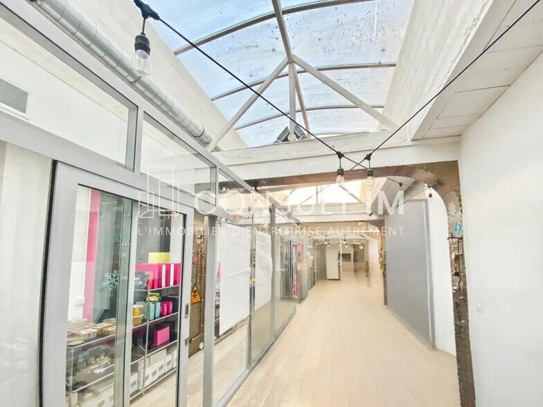 Office in Puteaux for sale - Building Photo - Image 3 of 7