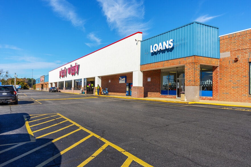 1003-1025 Broad St, Sumter, SC à louer - Photo du bâtiment - Image 3 de 8