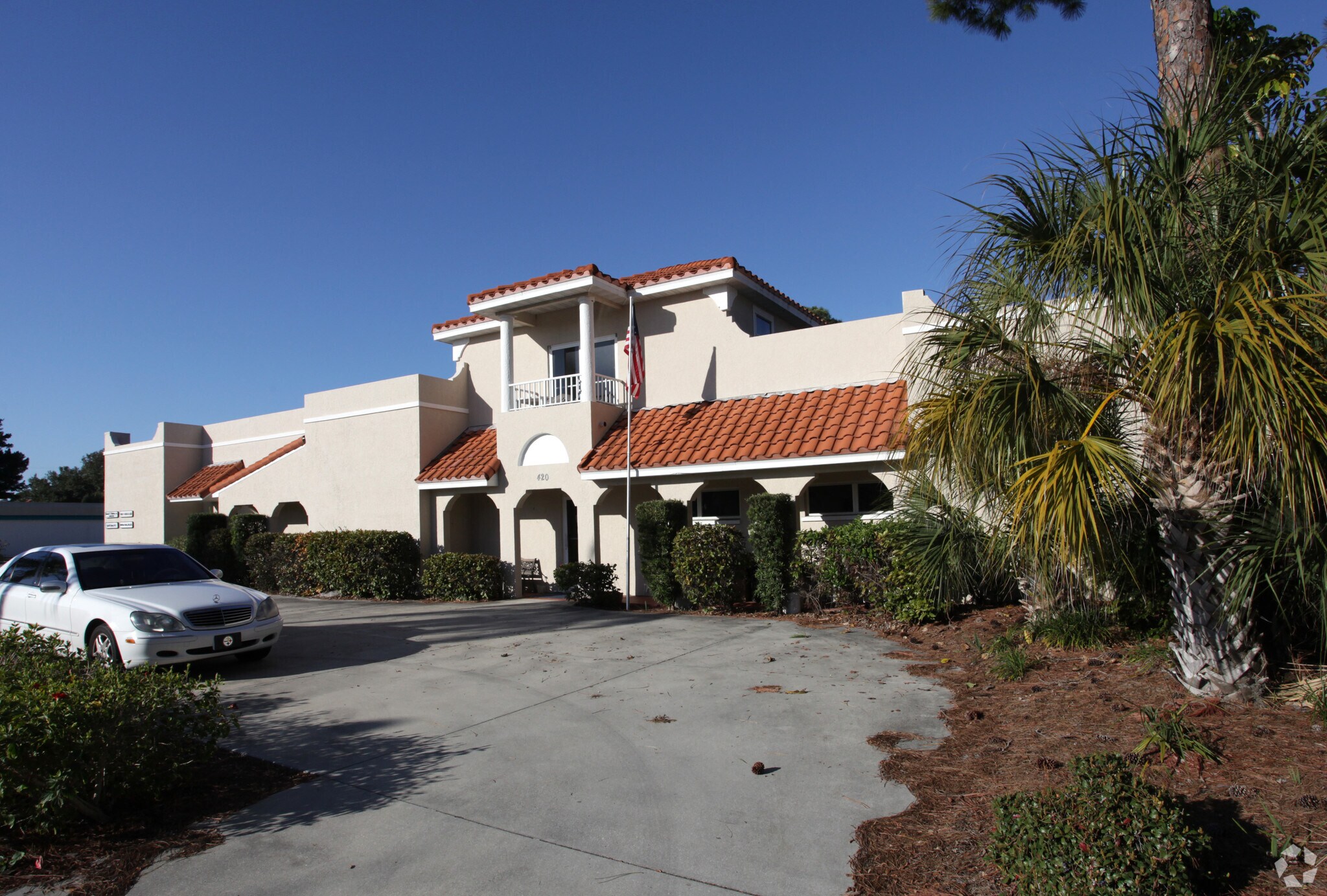 420 Nokomis Ave S, Venice, FL à vendre Photo du bâtiment- Image 1 de 1