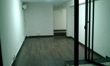 Calle de Edgar Neville, 30, Madrid, Madrid for lease Interior Photo- Image 2 of 8