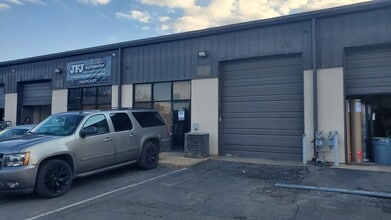 9107 Industry Dr, Manassas Park, VA for lease Interior Photo- Image 1 of 4