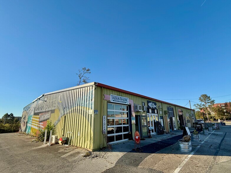 625 Railroad Sq, Tallahassee, FL à vendre - Photo du bâtiment - Image 3 de 18