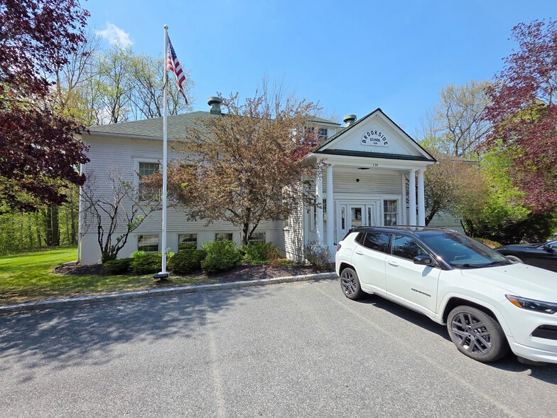 338 E Montpelier Rd, Barre Town, VT for sale - Building Photo - Image 1 of 44