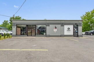 Plus de détails pour 430-434 S Main St, North Syracuse, NY - Commerce de détail à vendre