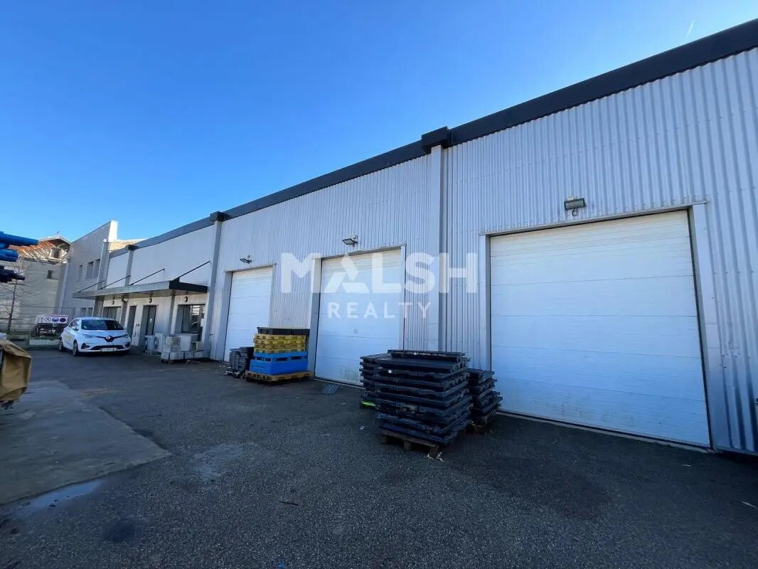 Office in Vaulx-en-Velin for lease Building Photo- Image 1 of 44