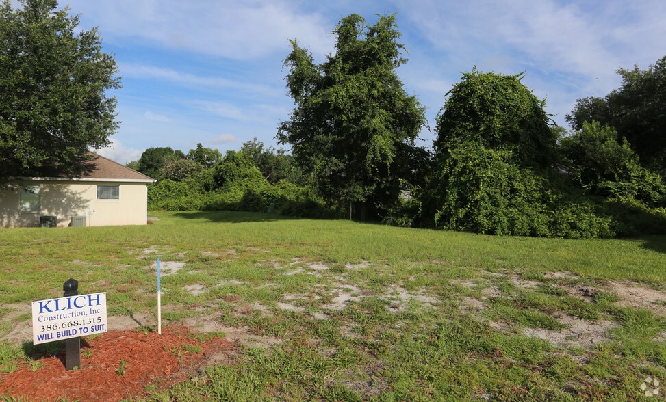 66 Spring Vista Dr, DeBary, FL à vendre - Photo du bâtiment - Image 2 de 2