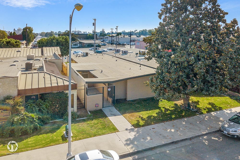 1801 28th St, Bakersfield, CA for lease Building Photo- Image 1 of 33