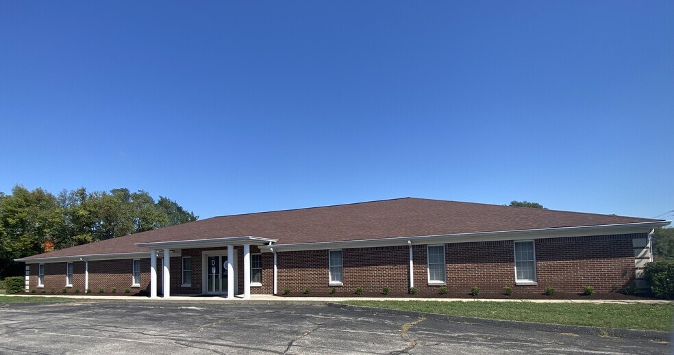 125 Big Sink Rd, Versailles, KY à louer - Photo du bâtiment - Image 3 de 10
