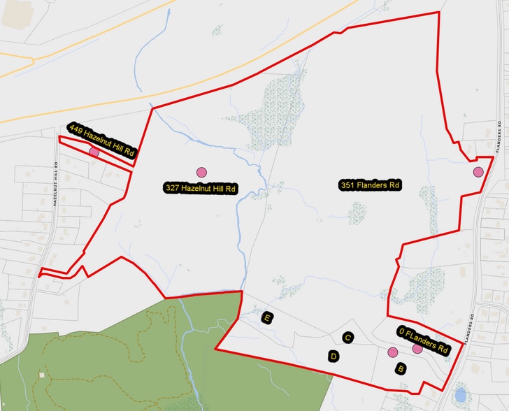 327-499 Hazelnut Hill Rd, Groton, CT à vendre - Photo du bâtiment - Image 2 de 19
