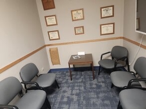 310 S Greenleaf Ave, Gurnee, IL for lease Building Photo- Image 1 of 8