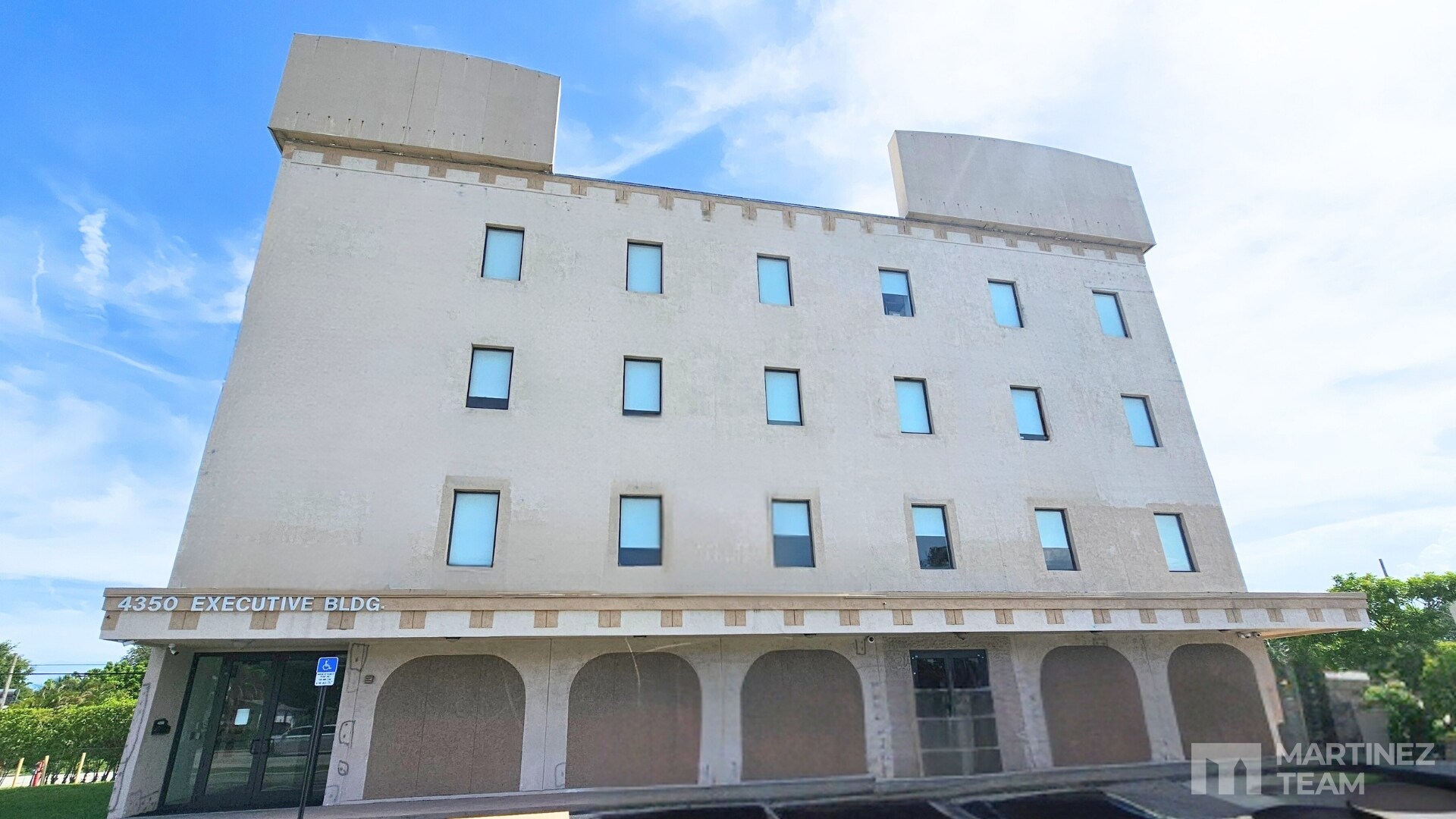 4350 W Hallandale Beach Blvd, Pembroke Park, FL for lease Building Photo- Image 1 of 11