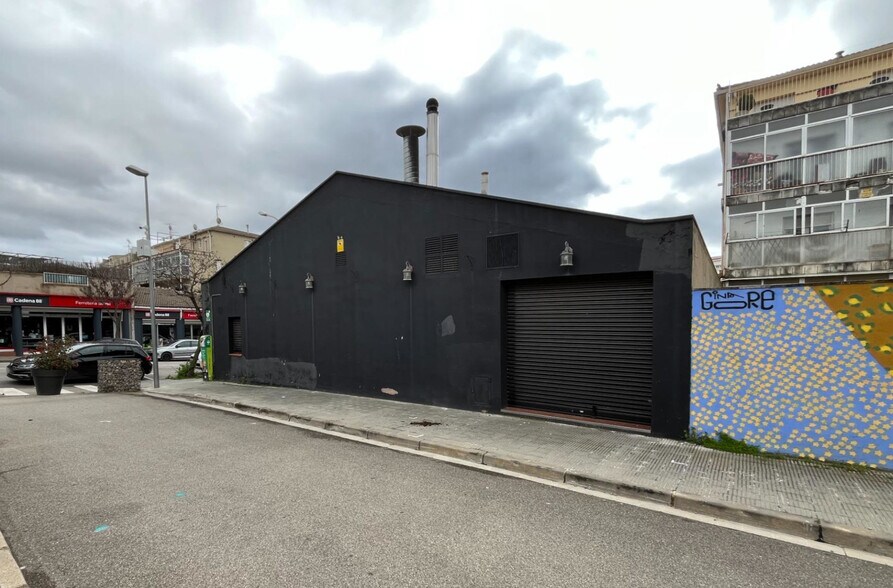 Commerce de détail dans Igualada, Barcelona à vendre - Photo du bâtiment - Image 3 de 6