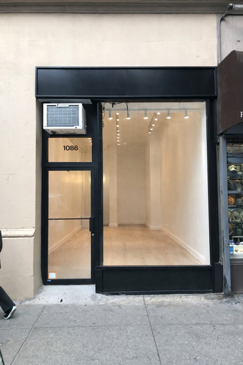 1086 Madison Ave, New York, NY for lease Primary Photo- Image 1 of 3