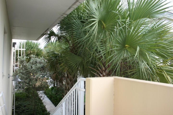 2753 Vista Pky, West Palm Beach, FL for sale - Building Photo - Image 2 of 6