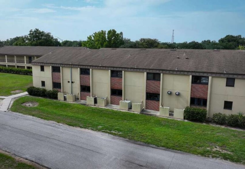 Former Bartow Memorial Hospital portfolio of 6 properties for sale on LoopNet.ca - Building Photo - Image 3 of 30