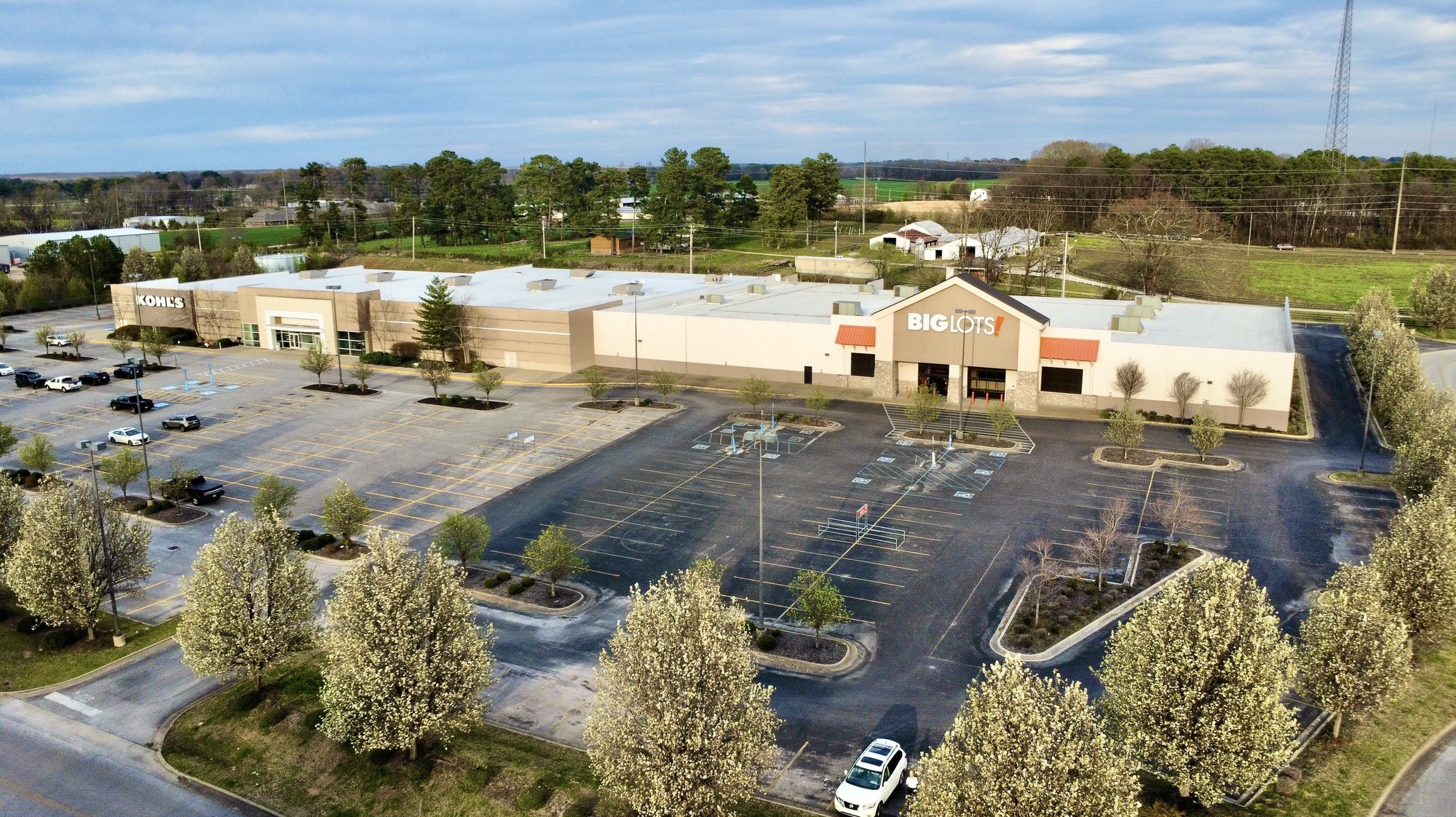 340 Seville St, Florence, AL for lease Primary Photo- Image 1 of 8