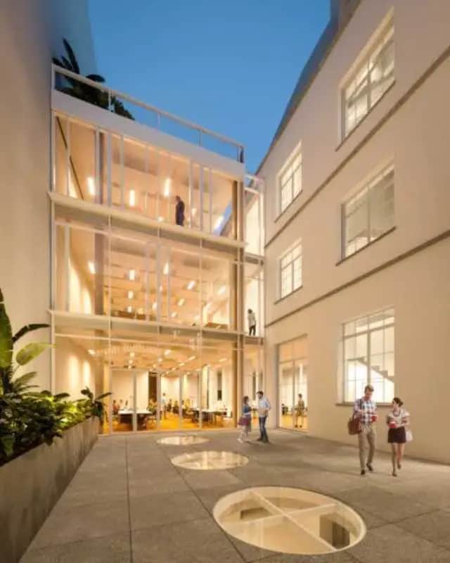 163 Rue Saint-Maur, Paris for lease Interior Photo- Image 1 of 3