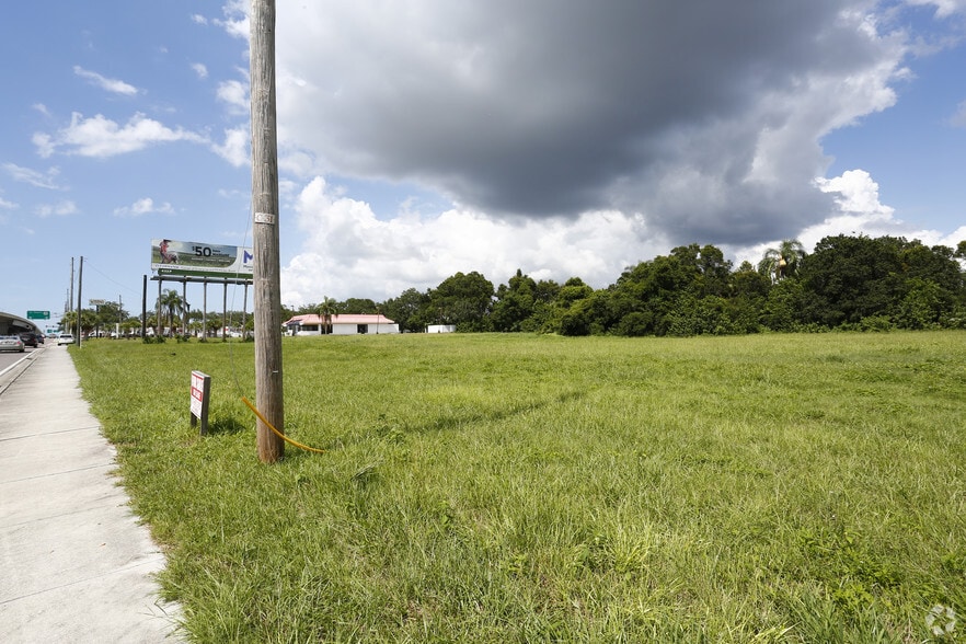 23835 U.S. 19 Hwy, Clearwater, FL for sale - Building Photo - Image 2 of 2