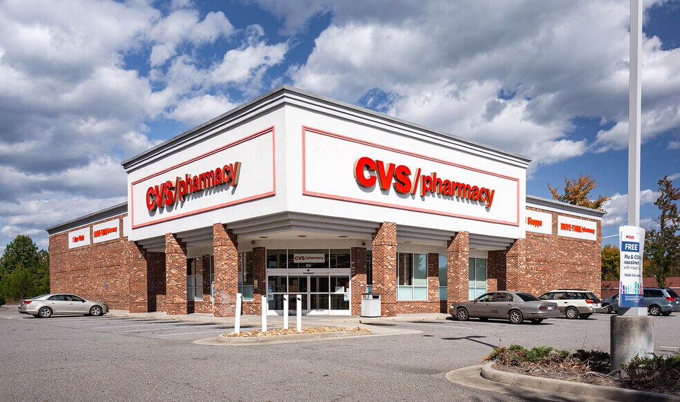 400 Riverside Dr, Bassett, VA à vendre - Photo du bâtiment - Image 3 de 7