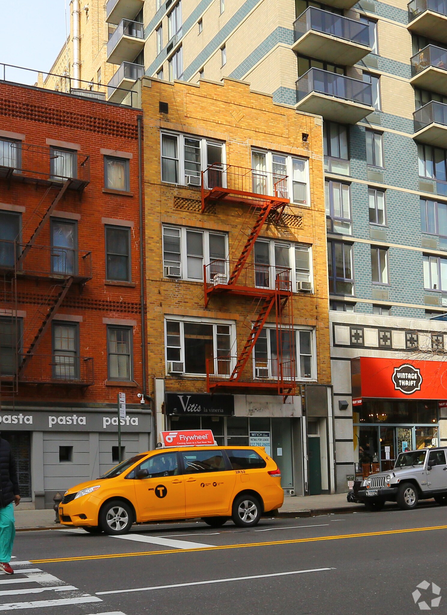 284 Third Ave, New York, NY for lease Primary Photo- Image 1 of 10