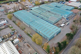 Plus de détails pour 4 Avondale Way, Cwmbran - Industriel à vendre