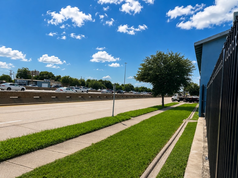 3618 Dover St, Houston, TX for lease - Building Photo - Image 2 of 13