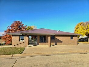 110 Bierman Rd, Epworth, IA for lease Building Photo- Image 1 of 6