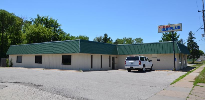 1202 Army Post Rd, Des Moines, IA for sale Primary Photo- Image 1 of 2