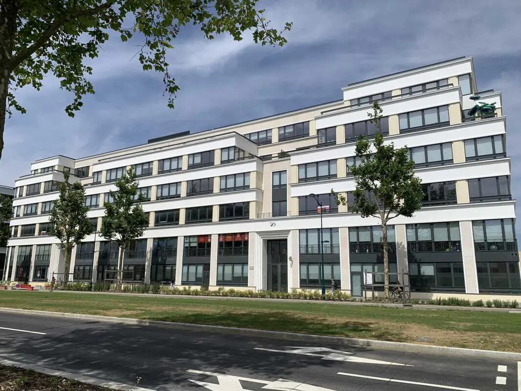 Bureau dans Chessy à louer Photo principale- Image 1 de 10