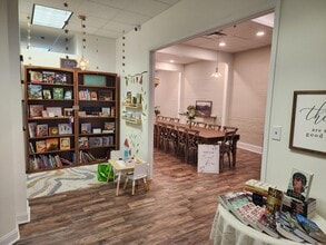 301 S Collins St, Plant City, FL for lease Building Photo- Image 1 of 10