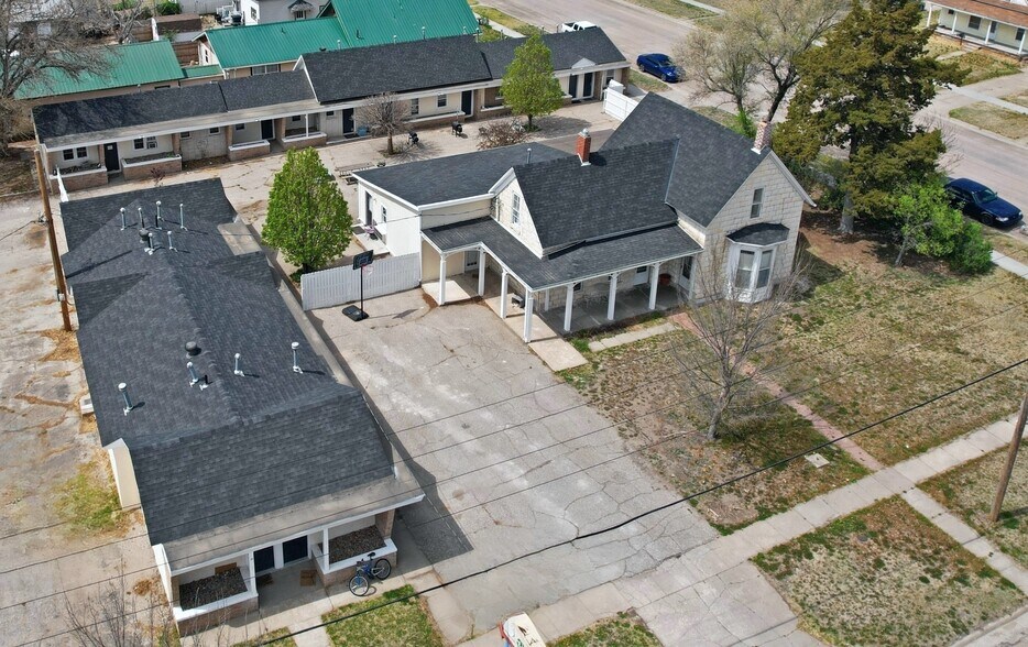 521 N 1st St, Stockton, KS à vendre - Photo du bâtiment - Image 2 de 15