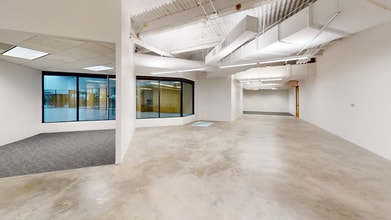 6600 Lyndon B Johnson Fwy, Dallas, TX for lease Interior Photo- Image 2 of 8