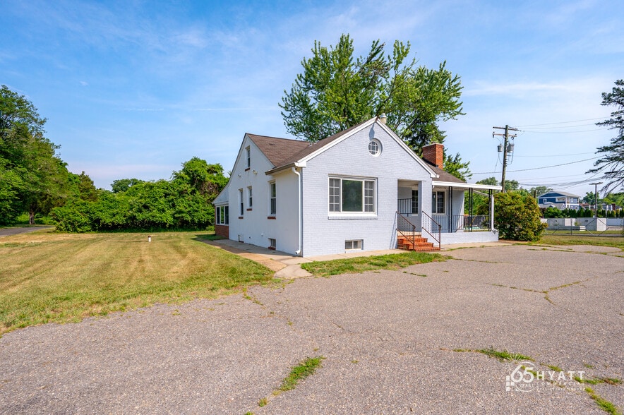 2976 Solomons Island Rd, Edgewater, MD for sale - Building Photo - Image 2 of 22