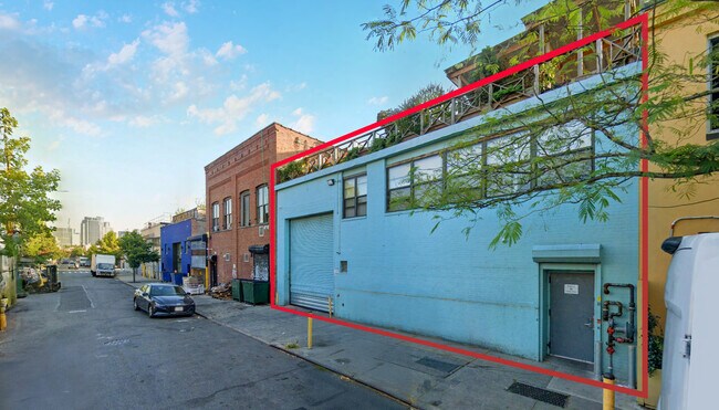 Plus de détails pour 56 Dobbin St, Brooklyn, NY - Industriel à louer