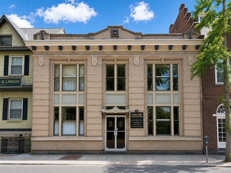 44 Main St, Kingston, NY à louer - Photo du bâtiment - Image 1 de 30