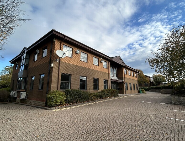 Woodlands Ln, Bradley Stoke à louer - Photo du bâtiment - Image 1 de 4