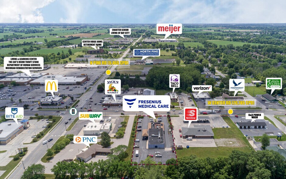 1536 W Center Rd, Essexville, MI à vendre - Aérien - Image 3 de 16