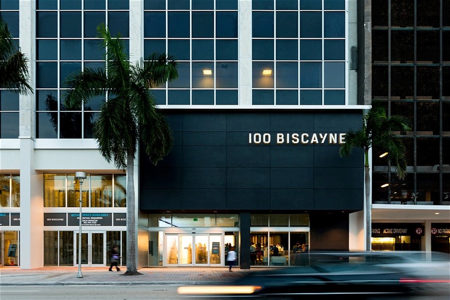 100 N Biscayne Blvd, Miami, FL à louer - Photo principale - Image 1 de 11