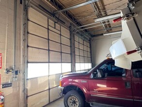 4133 New Haven Ave, Fort Wayne, IN for lease Interior Photo- Image 2 of 6