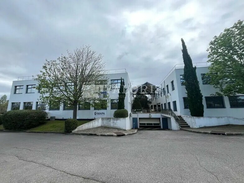 190 Rue Claude Nicolas Ledoux, Aix-en-Provence for lease - Building Photo - Image 2 of 10