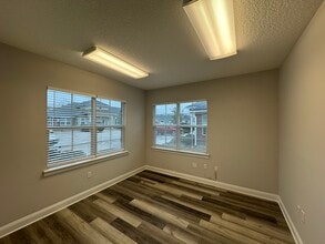 6100 Greenland Rd, Jacksonville, FL for lease Interior Photo- Image 2 of 6