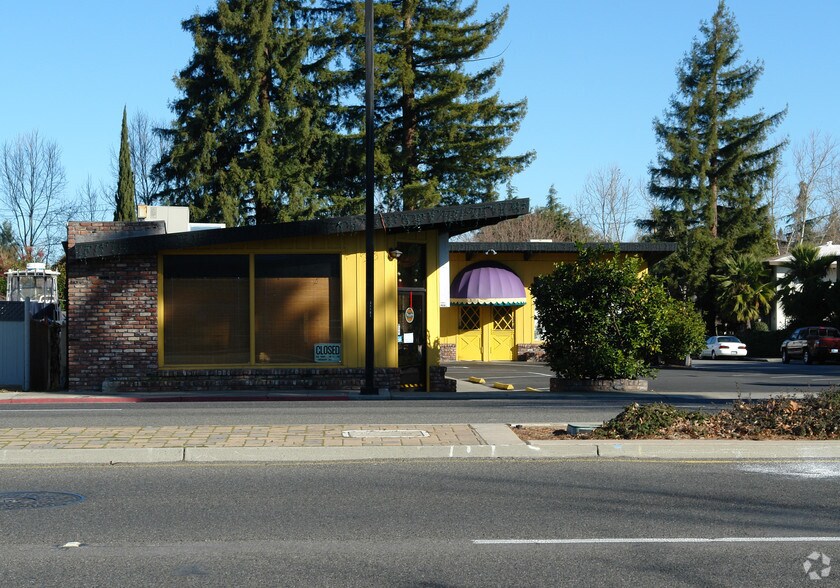 1100 W El Camino Real, Mountain View, CA à louer - Photo du bâtiment - Image 2 de 2