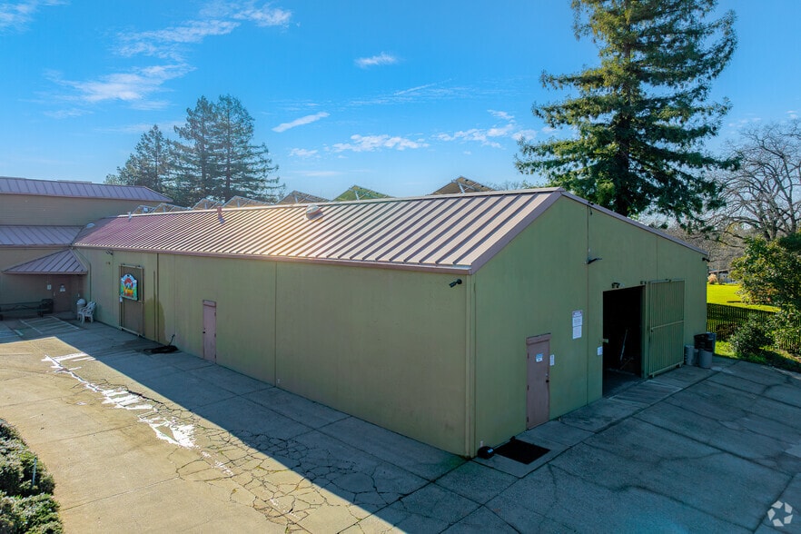11837 Kemper Rd, Auburn, CA for lease - Building Photo - Image 2 of 3