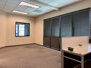 5580 S Fort Apache Rd, Las Vegas, NV for lease Interior Photo- Image 1 of 3