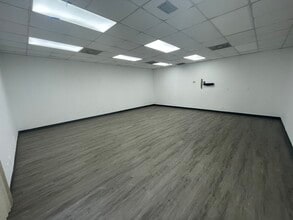 1301 Seminole Blvd, Largo, FL for lease Building Photo- Image 1 of 2