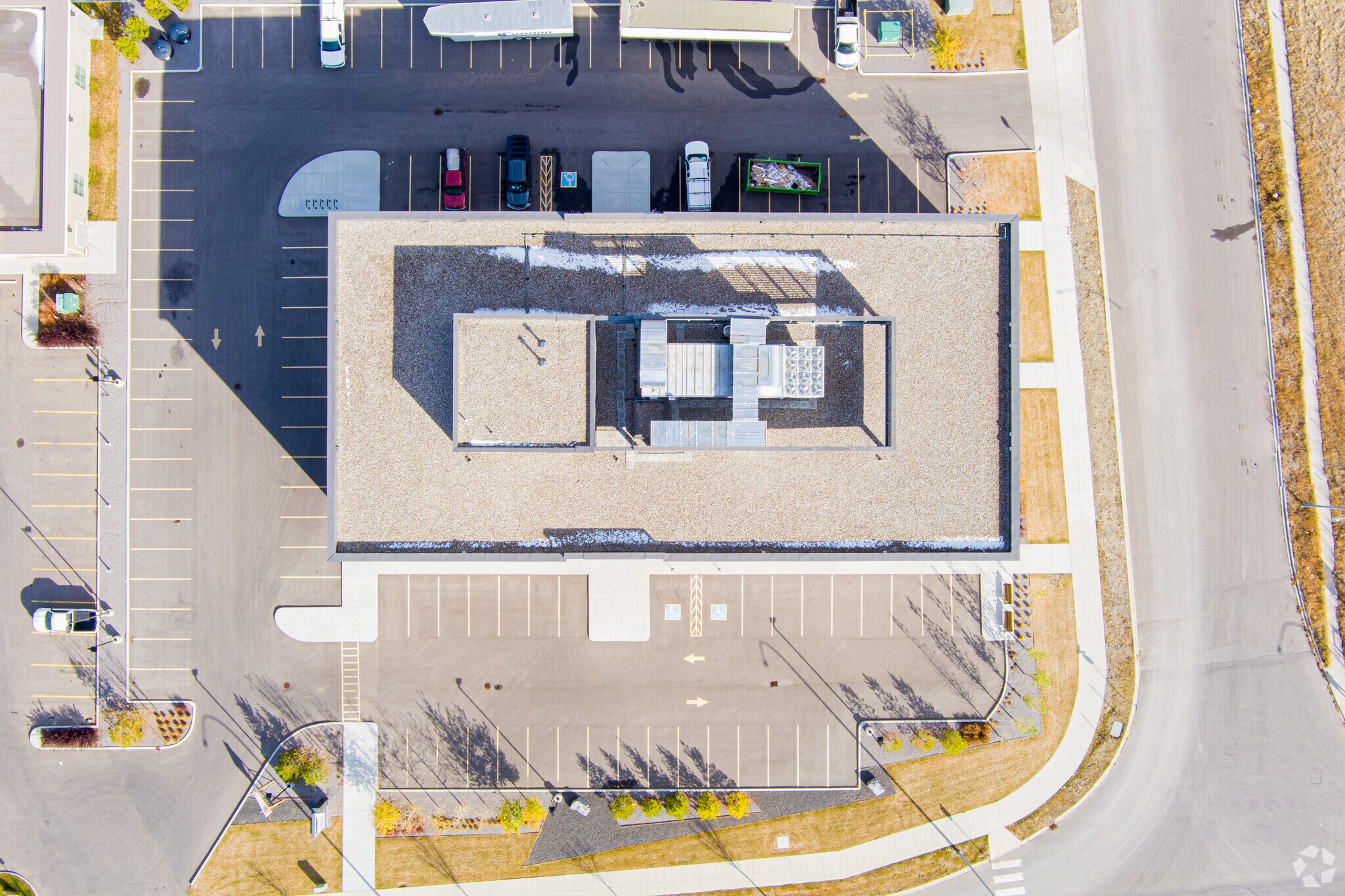 106 Southbank Rd, Okotoks, AB à louer Aérien- Image 1 de 2