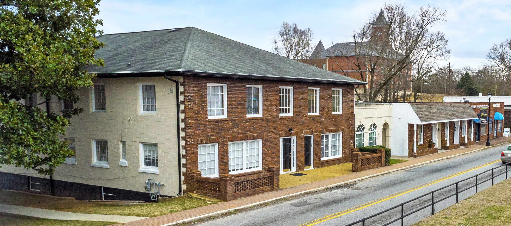 118-124 N McDonough St, Jonesboro, GA for sale Primary Photo- Image 1 of 12