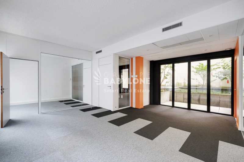 21-23 Rue Saint-Pierre, Neuilly-sur-Seine for lease - Interior Photo - Image 2 of 7