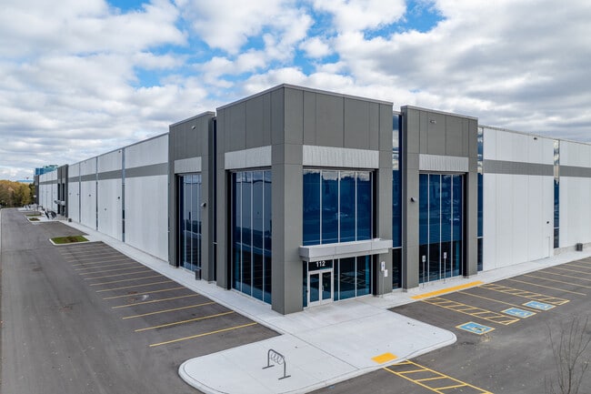 More details for 112 E Beaver Creek Rd, Richmond Hill, ON - Industrial for Lease
